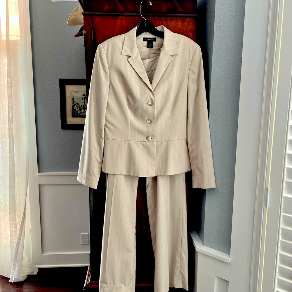Harold’s pant suit